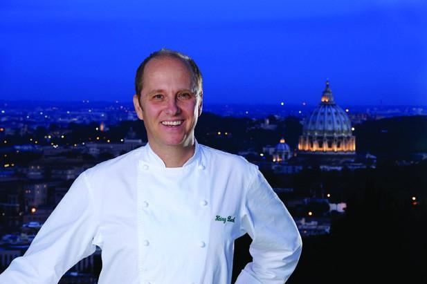 Heinz Beck - Nemec iz rimske restavracije La Pergola, ki so ga Italijani večkrat izbrali za najboljšega kuharja v Italiji. Tri zvezdice, jasno.