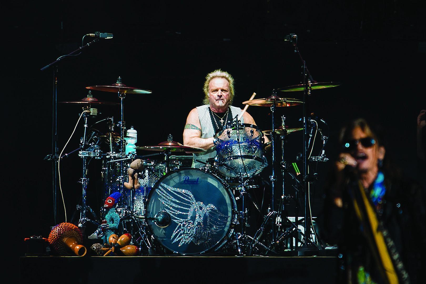 Bobnar Joey kramer se snemanja  albuma Night in the Ruts sploh ne spomni
