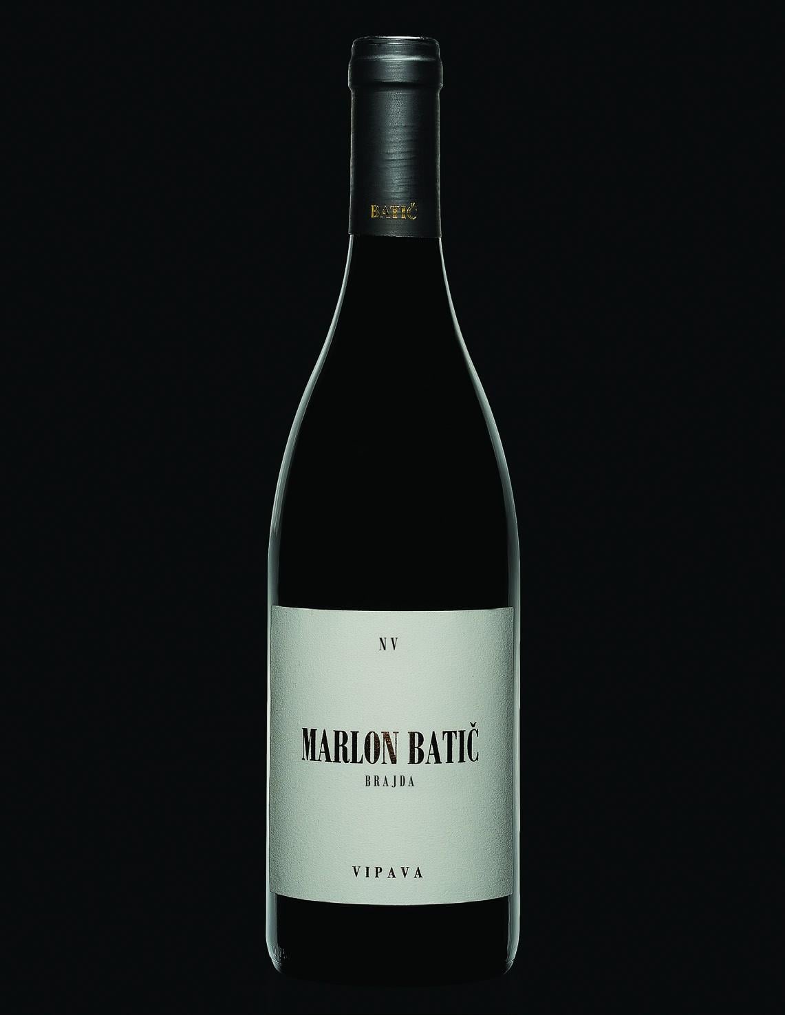 Najbolj rekdo in zaman iskano slovensko vino, ki ga skoraj vsak ima. Po eno steklenico