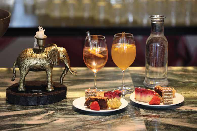 Brezalkoholni cocktaili in sladice v Caffee Promenade
