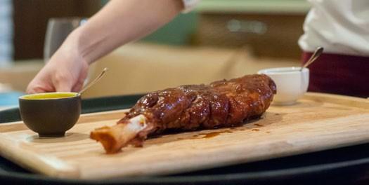 Kozliček iz Dagestana v Wine & Spaceu v Barvikhi.