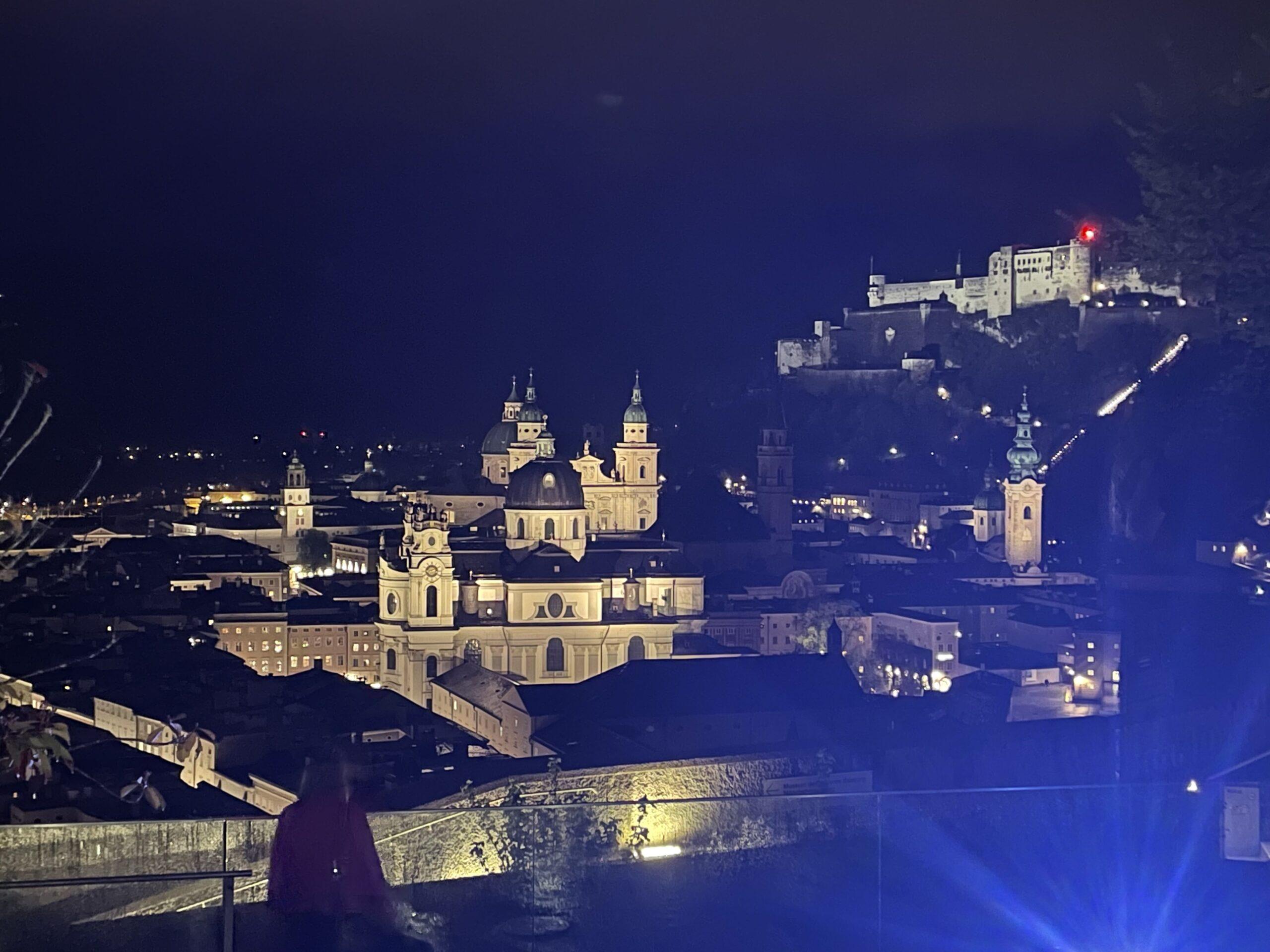 Salzburg ponoči