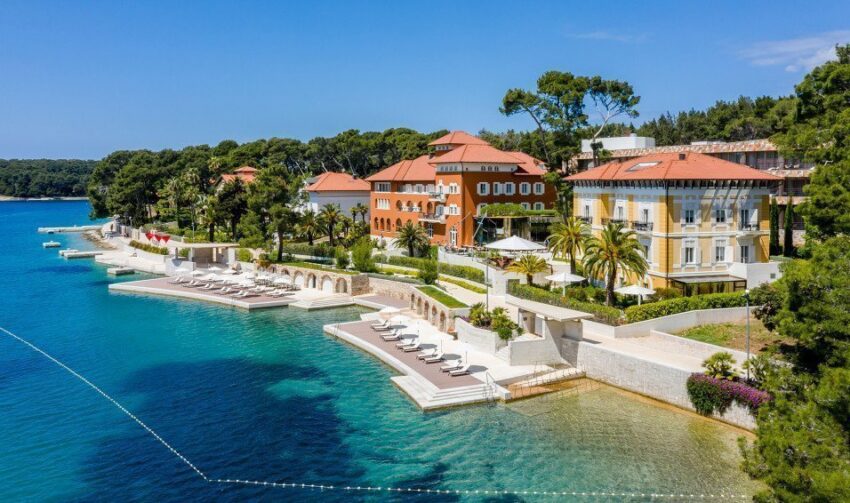 Foto: https://www.losinj-hotels.com/en/hotels-and-villas/hotel-alhambra-and-villa-augusta/
