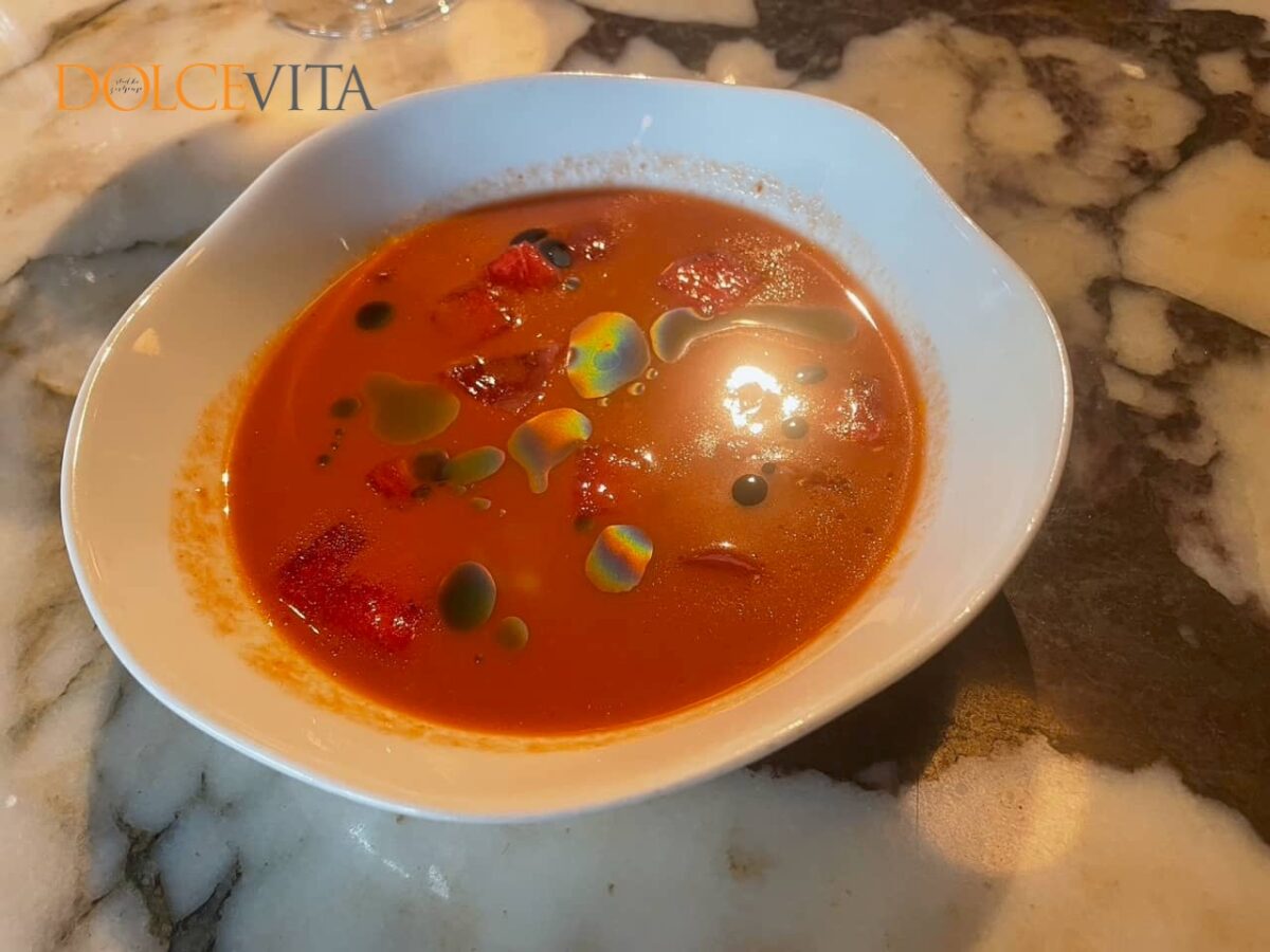 Paradižnikova juha z lubenico.