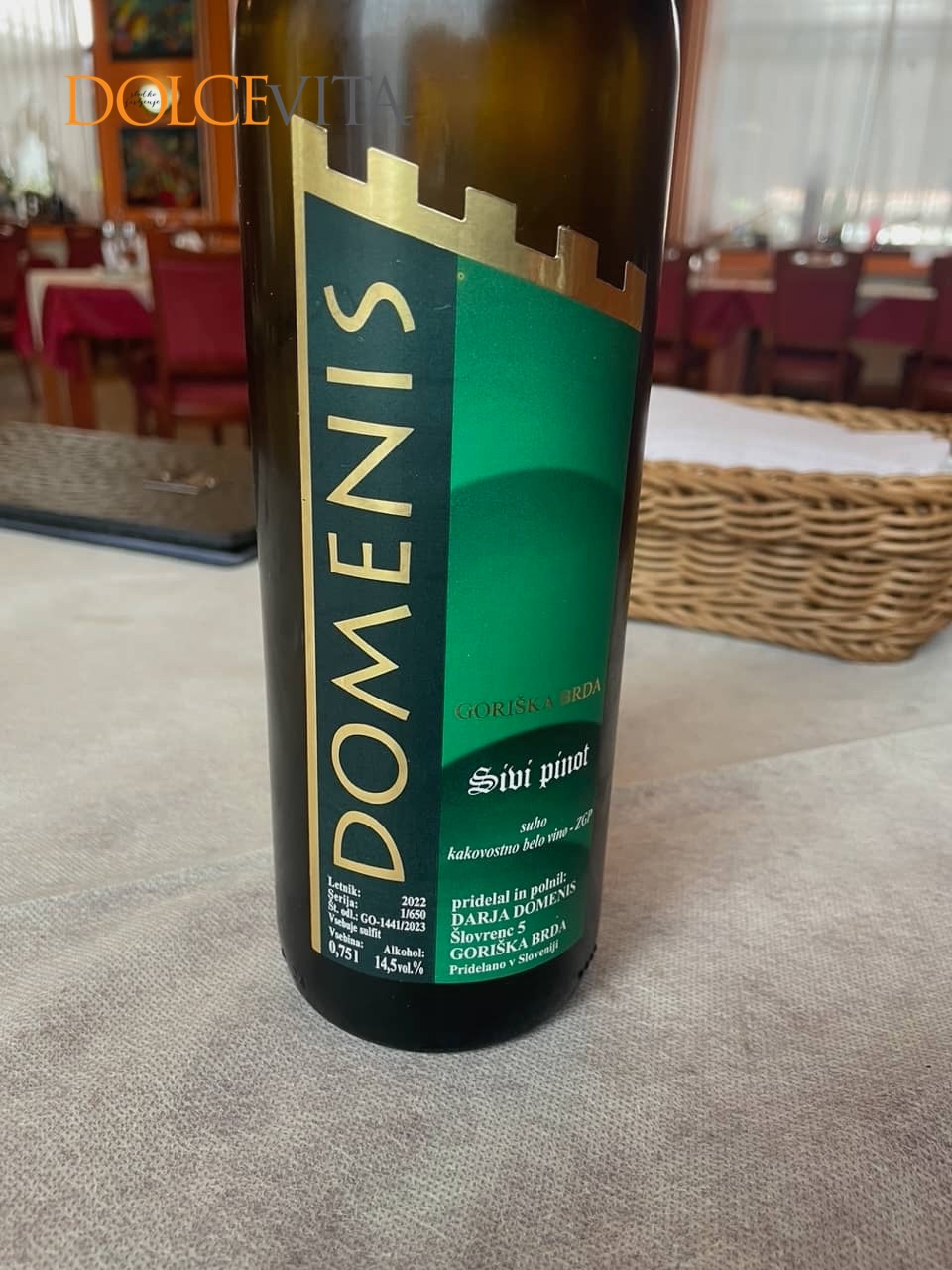 Vino tedna.
