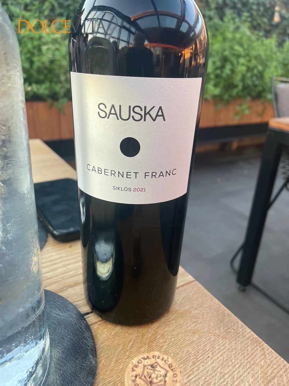 Vino tedna.